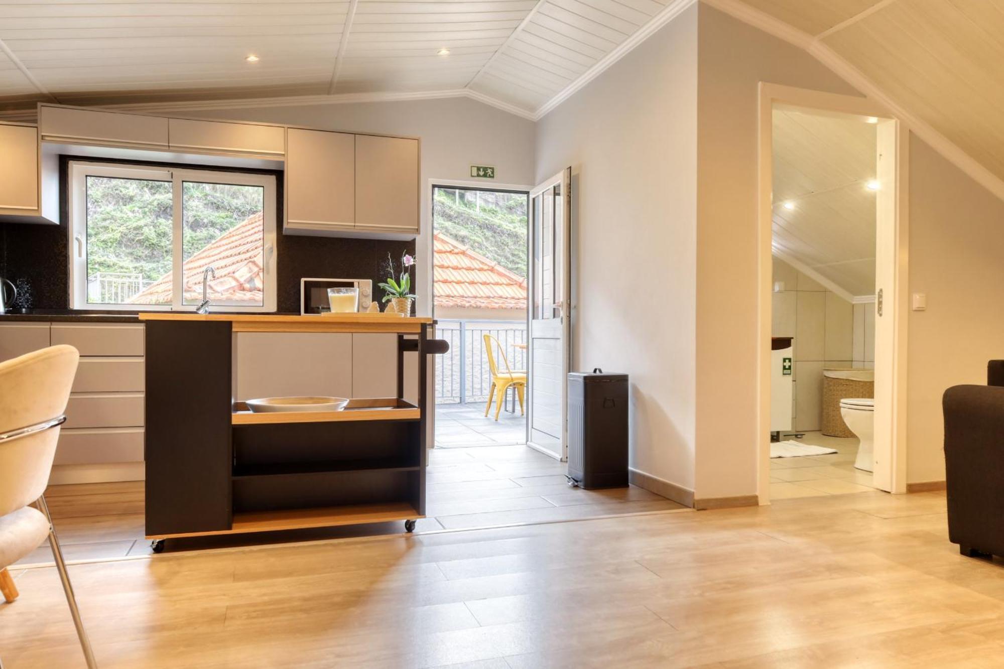 Apartment Casa Da Praia, A In Madeira